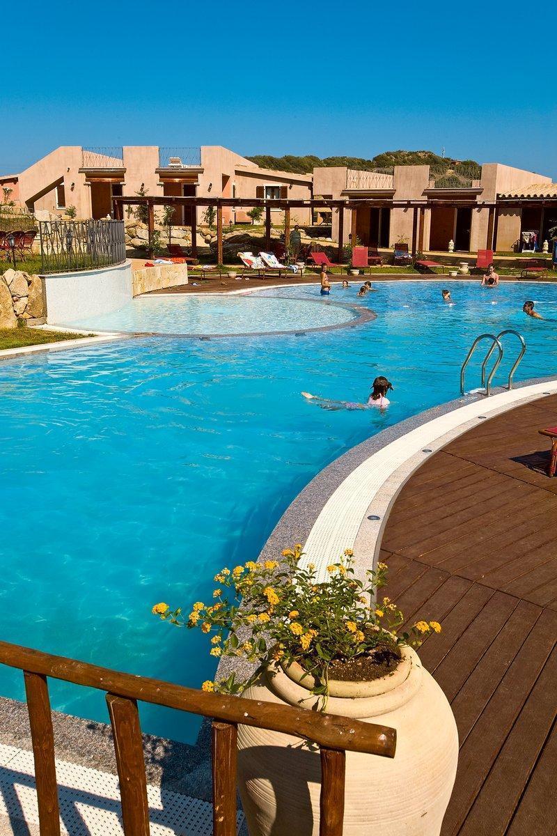S'Incantu Resort Villasimius Exterior photo