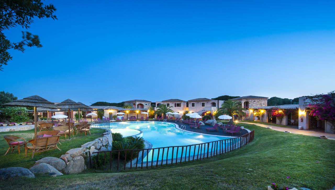 S'Incantu Resort Villasimius Exterior photo