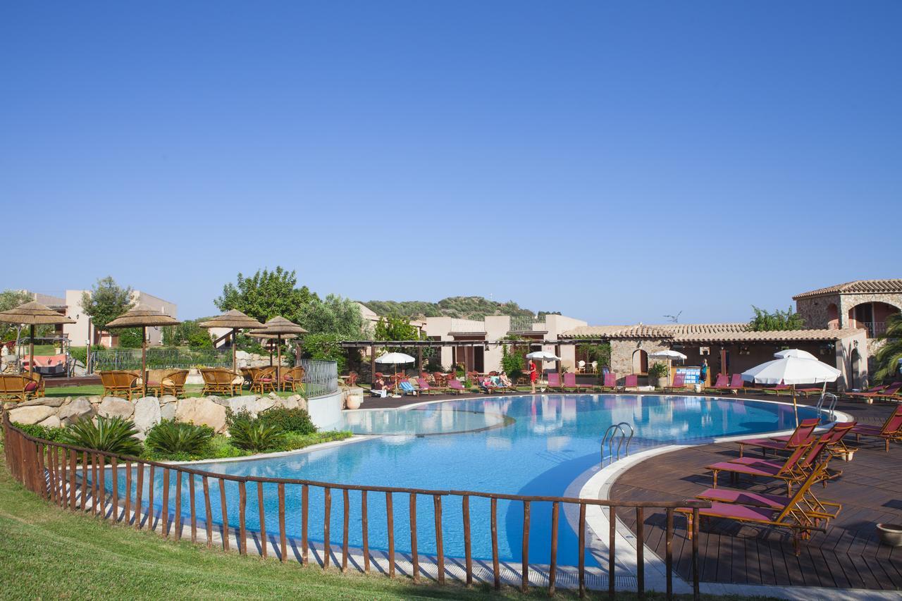 S'Incantu Resort Villasimius Exterior photo
